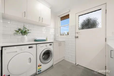 Property photo of 7 Hakea Crescent O'Connor ACT 2602