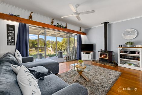 Property photo of 76 Willow Lake Drive Macs Cove VIC 3723
