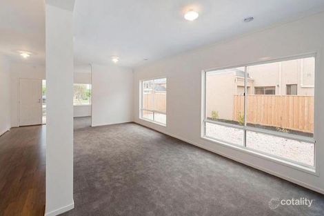 Property photo of 26 Watersedge Cove Point Cook VIC 3030