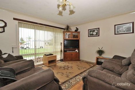 Property photo of 9 Tarwarri Close Hillman WA 6168