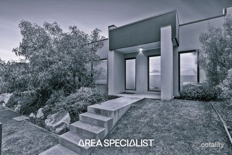 11 Cabernet Way, Pakenham, VIC 3810