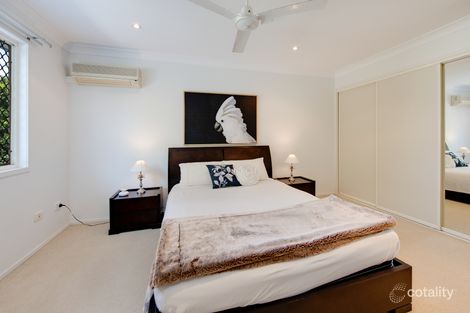 Property photo of 4/27 Fifth Avenue Sandgate QLD 4017