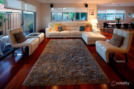 Property photo of 14 Ollis Street Quindalup WA 6281