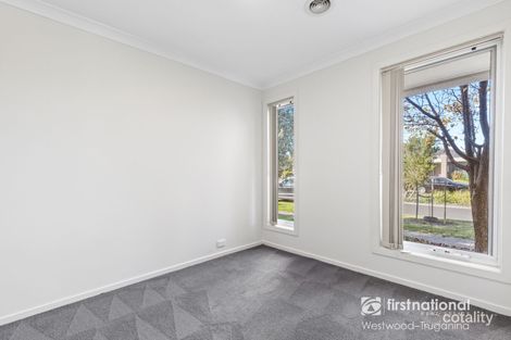 Property photo of 16 Bianca Boulevard Tarneit VIC 3029