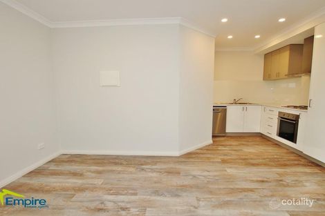 18/53 Hooley Rd, Midland, WA 6056