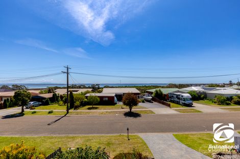 Property photo of 43 Fullarton Drive Paynesville VIC 3880