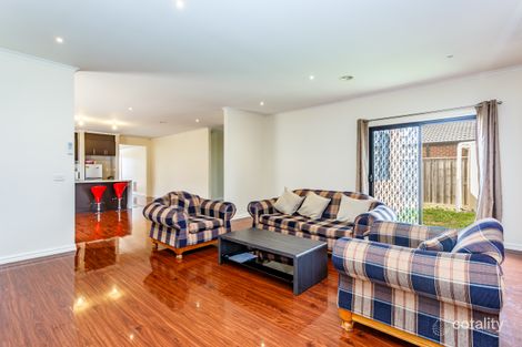 Property photo of 33 Larson Avenue Tarneit VIC 3029