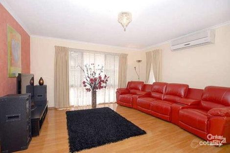 Property photo of 51 Eagle Drive Pakenham VIC 3810