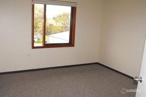 Property photo of 27 Figtree Crescent Huntfield Heights SA 5163