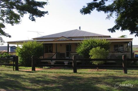 Property photo of 2 Leopard Court Kingaroy QLD 4610