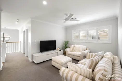 Property photo of 140 Paradise Parade Jacobs Well QLD 4208