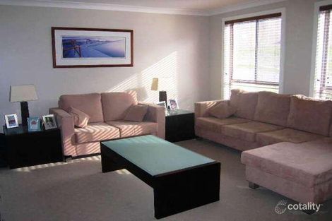 Property photo of 1 Redwood Close Fletcher NSW 2287