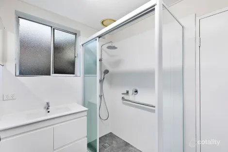Property photo of 4/28 Melbourne Street East Gosford NSW 2250