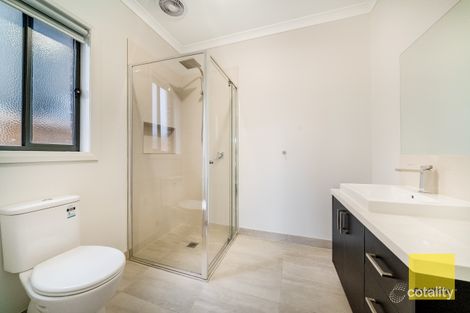 Property photo of 74 Style Way Tarneit VIC 3029