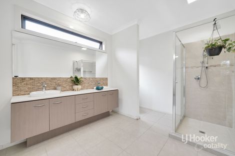 Property photo of 11 Spirit Avenue Point Cook VIC 3030