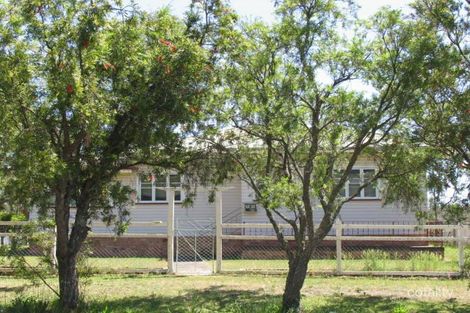 18 Creek St, Crows Nest, QLD 4355