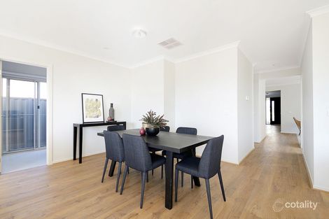 Property photo of 16 Pelagos Drive Clyde VIC 3978