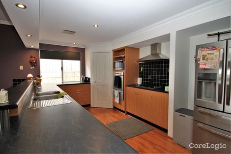 Property photo of 6 Whatman Way Australind WA 6233