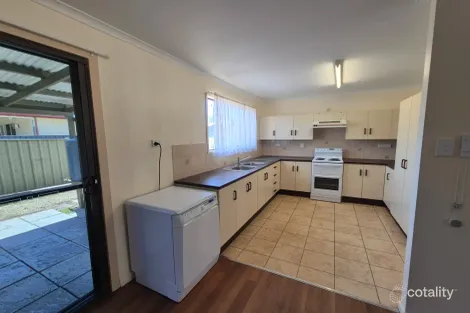 Property photo of 112 Opal Street Emerald QLD 4720