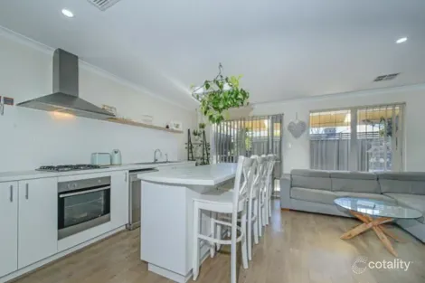 Property photo of 12 Roundhill Road Aveley WA 6069