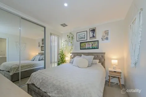 Property photo of 12 Roundhill Road Aveley WA 6069