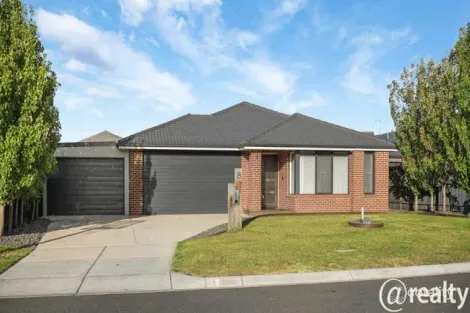 Property photo of 8 Dante Court Lang Lang VIC 3984