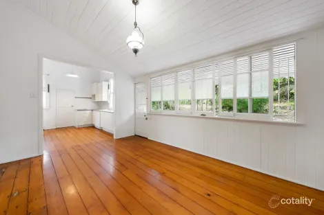 19 Foxton St, Indooroopilly, QLD 4068