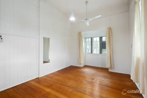 Property photo of 19 Foxton Street Indooroopilly QLD 4068