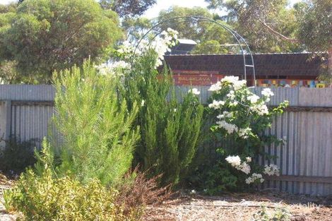 10 Wallace St, Balaklava, SA 5461