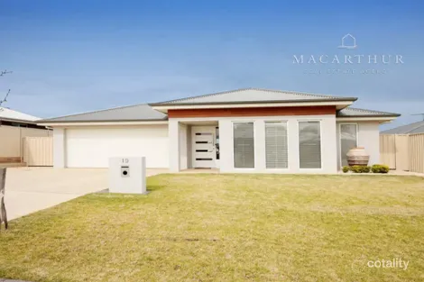 19 Cootamundra Bvd, Gobbagombalin, NSW 2650