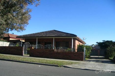 11 Loch St, Campsie, NSW 2194