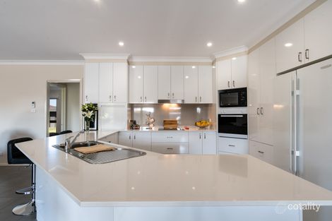 Property photo of 3 Bunya Close Orange NSW 2800