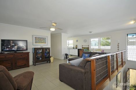 Property photo of 2/13 Second Avenue Palm Beach QLD 4221