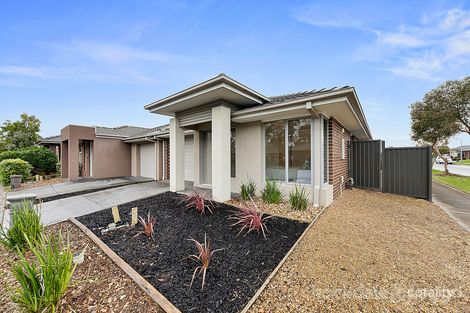 Property photo of 26 Jupiter Crescent Cranbourne West VIC 3977