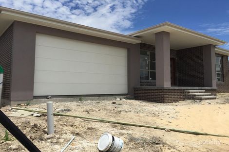 Property photo of 3 Kariba Close Macquarie Hills NSW 2285