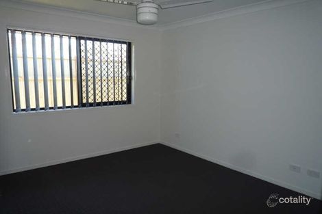 Property photo of 1/23 Bluegrass Court Hillcrest QLD 4118