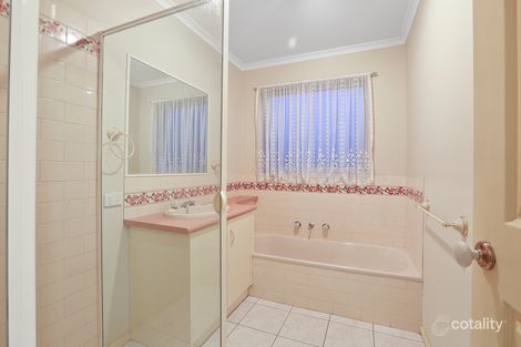 Property photo of 9 Thornton Close Lovely Banks VIC 3213