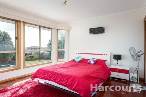 Property photo of 15 Hennessy Way Dandenong North VIC 3175