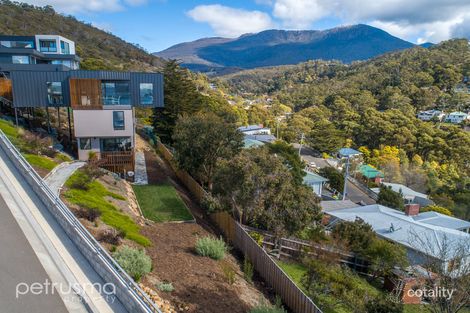 Property photo of 1/1 McDevitt Avenue Dynnyrne TAS 7005