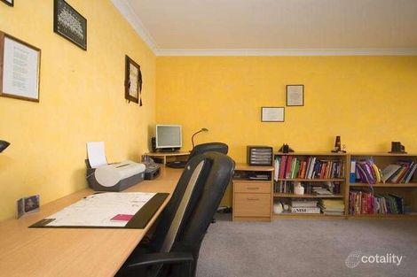 Property photo of 2 Kew Way Success WA 6164