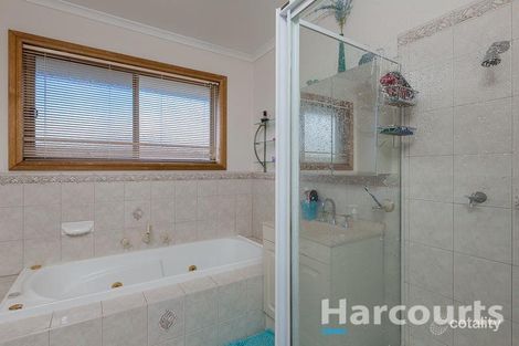 Property photo of 15 Hennessy Way Dandenong North VIC 3175
