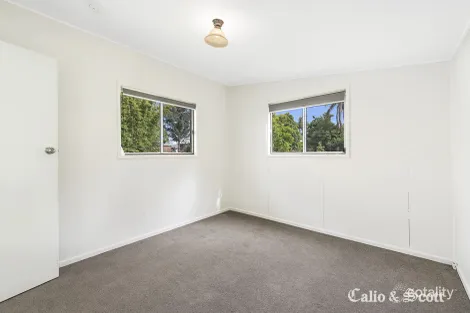 Property photo of 16 Gilpin Street Shorncliffe QLD 4017