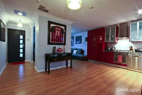 Property photo of 24 Oakleaf Circle Mirrabooka WA 6061