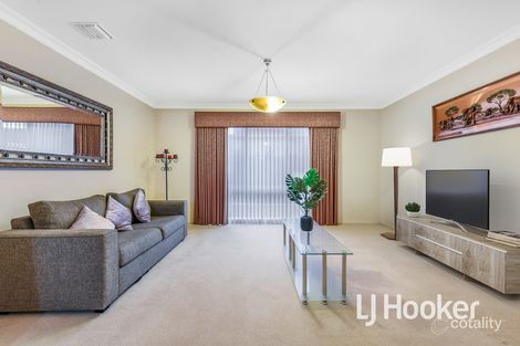 Property photo of 42 Grenfell Rise Narre Warren South VIC 3805