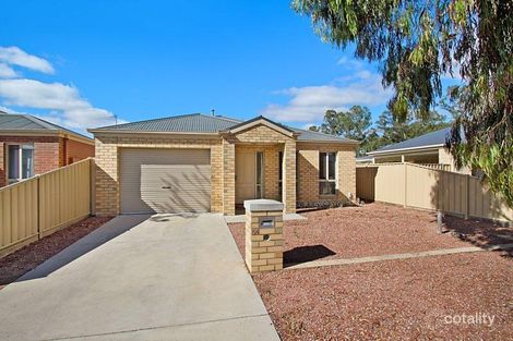 5a Hasker Dr, Kangaroo Flat, VIC 3555