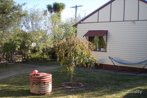 2/13 Cairns Ave, Newtown, VIC 3220