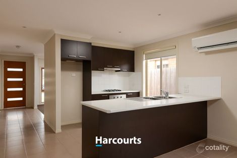 Property photo of 29 Pepperbush Circuit Cranbourne VIC 3977