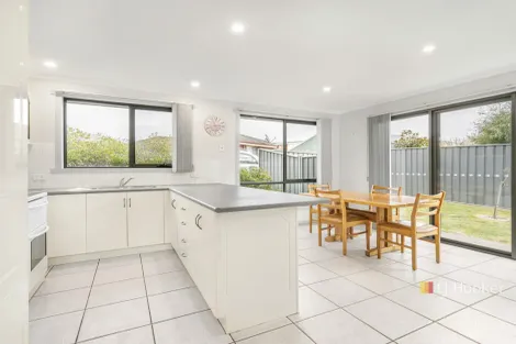 Property photo of 1/6 Fossey Place Miandetta TAS 7310