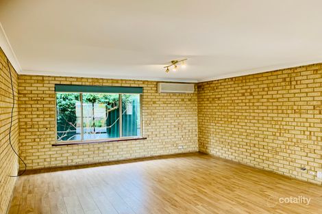 Property photo of 9 Munderee Place Wanneroo WA 6065