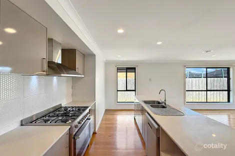 Property photo of 9 Rialto Close Wallan VIC 3756